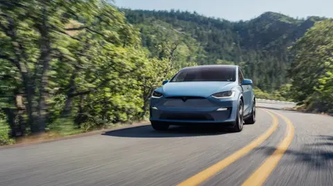 特斯拉发布改款Model S/X，多项重要升级，增“寒霜蓝”金属漆配色