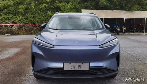 12万买电动车非选比亚迪?神龙新车续航更长,试驾发现大秘密。