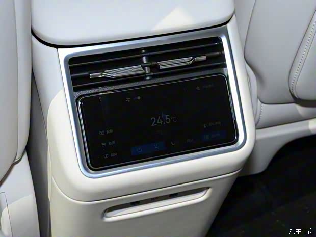 2025广州车展:售价30.98万元起 新款享界S9迎来亮相