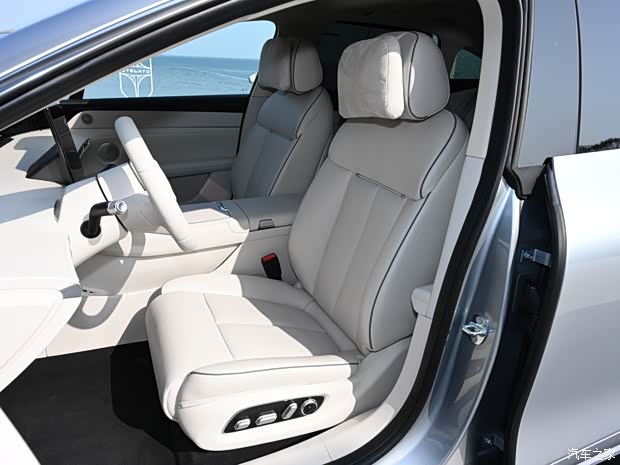 2025广州车展:售价30.98万元起 新款享界S9迎来亮相