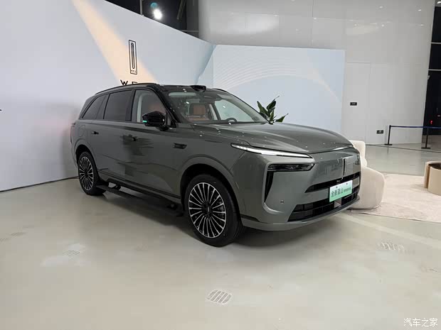 限时售27.58万起 VLA大模型六座插混SUV 魏牌蓝山智能进阶版上市