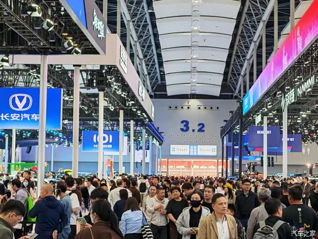 剧透2026!广州车展官宣定档!将于2026年11月27日-12月6日举办