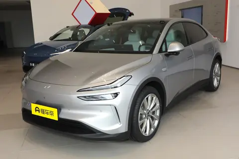 新年挑纯电，换电是个选择！20 万级的乐道 L60